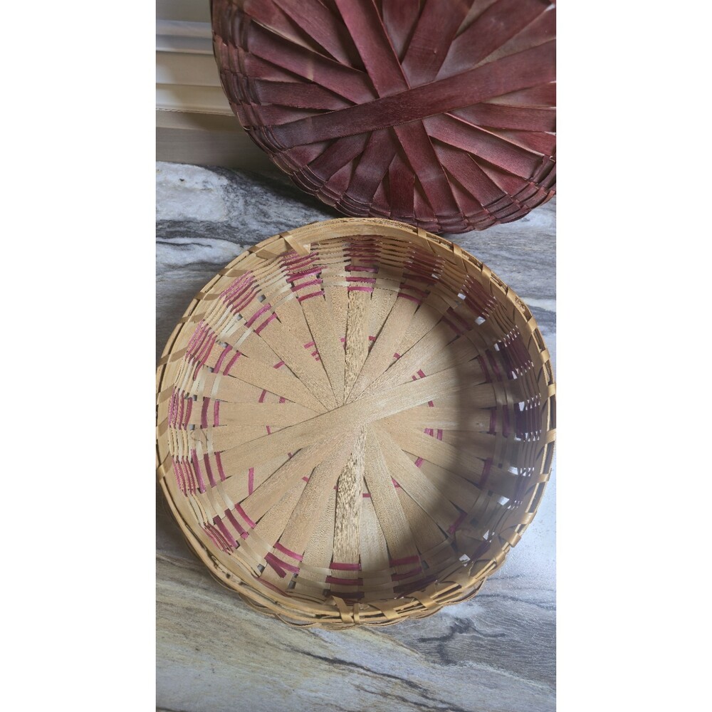Handwoven Split Wood Lidded Basket Primitive Farmhouse Storage Red Accent 10.5" - Picture 4 of 9